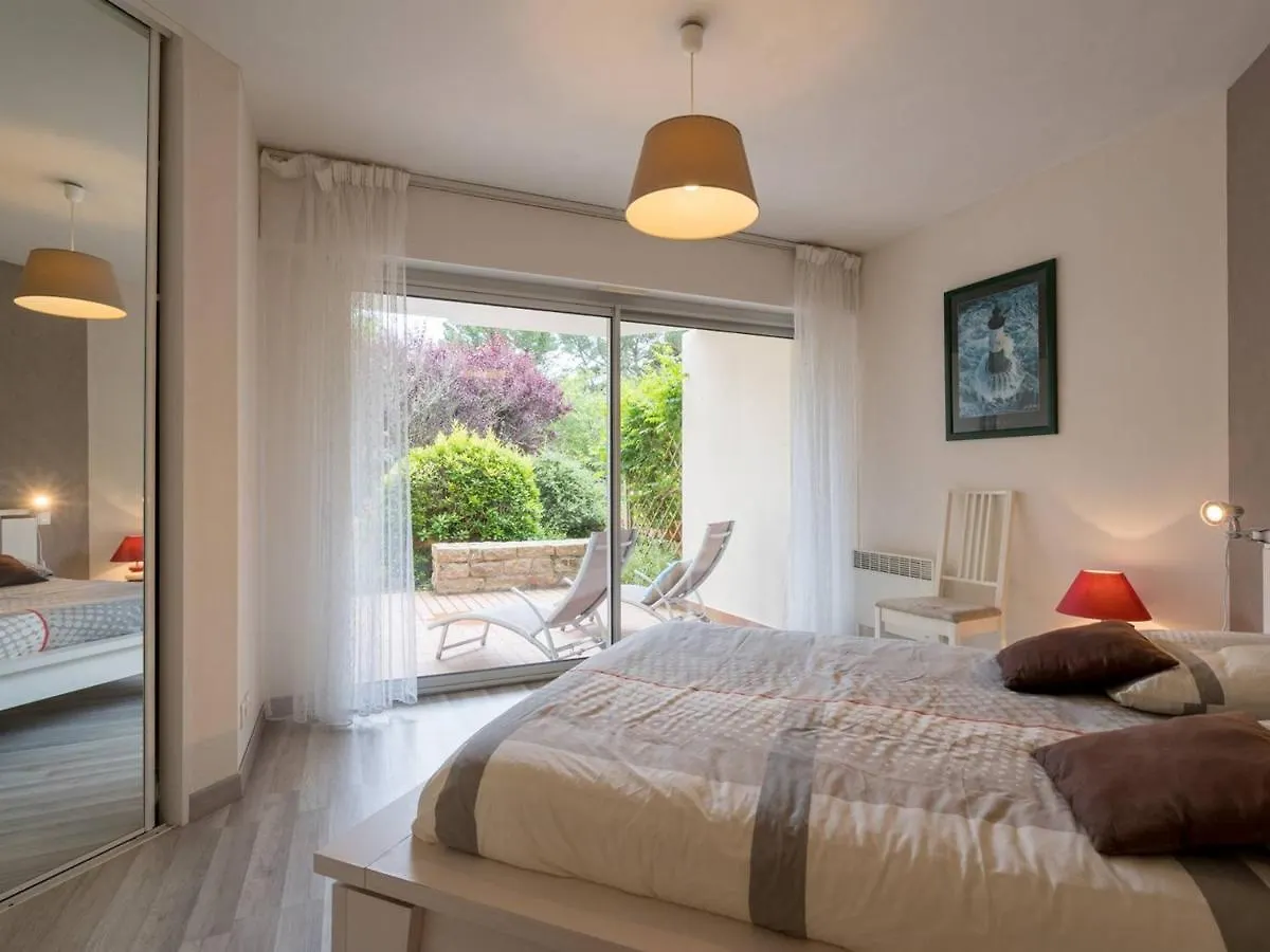 Apartment Carnac: Bel Appartement 69M², 3 Pieces, 6 Pers, Wifi, A 500M Des Plages - Parking & Petit Animal Accepte - Fr-1-477-4